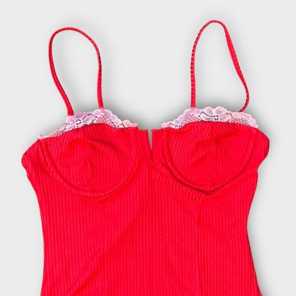 Beach Riot Scarlet One Piece Size Small - Picture 10 of 13